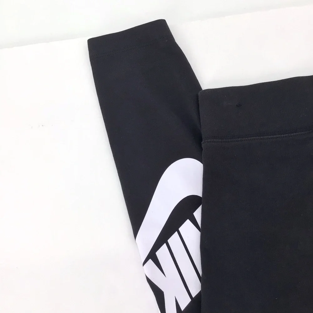 Nike Womens Sportswear Essential High-Waisted Leggings (CZ8528-010) Size Small - Picture 13 of 15